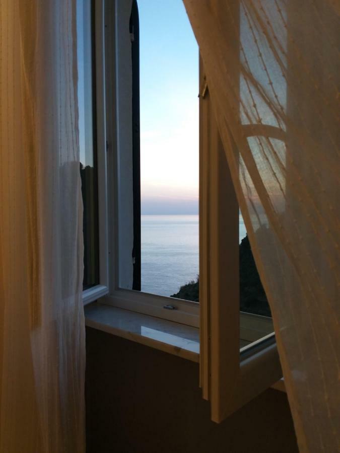 Cecio 5 Terre Rooms Corniglia Bagian luar foto